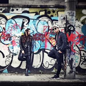 酒吧3p无删减版
